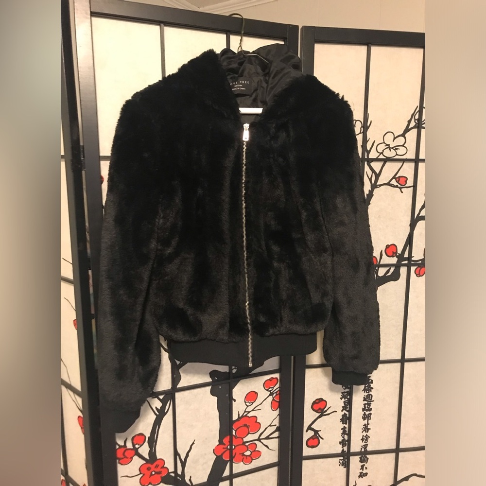 Love Tree black faux fur bomber jacket w hood